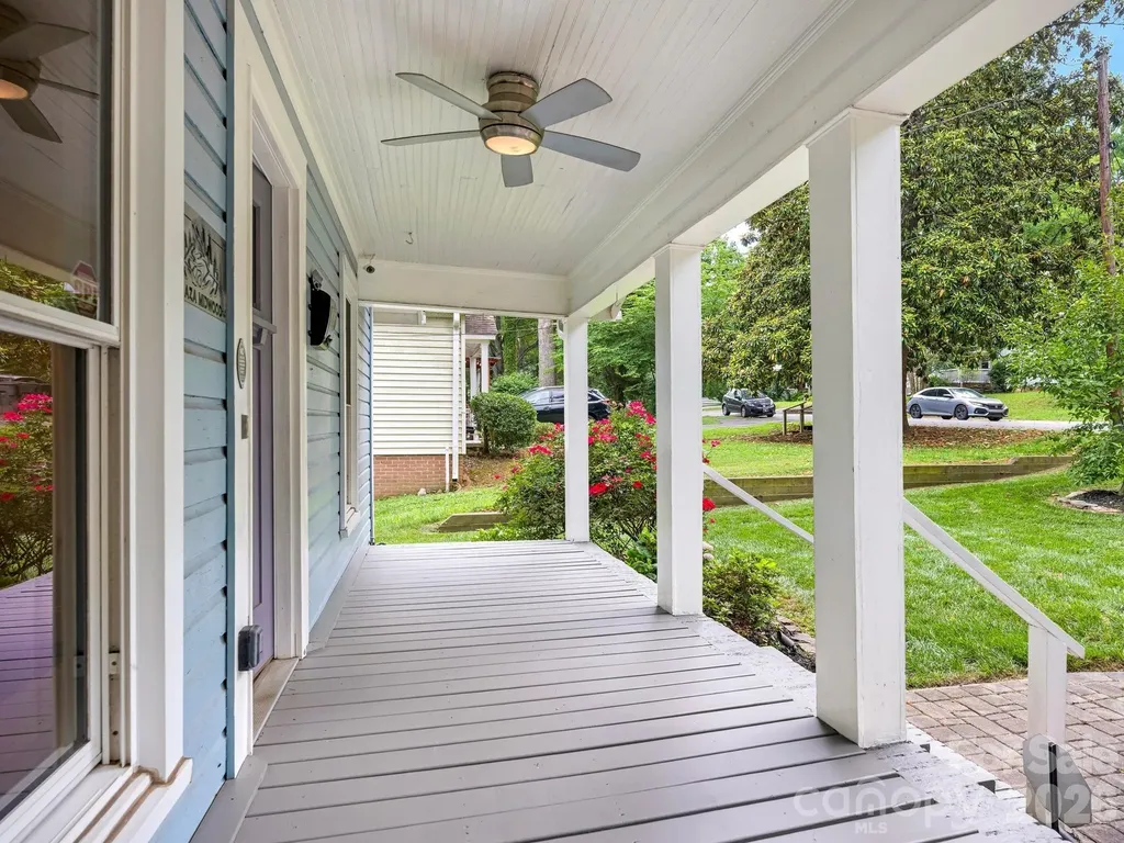 1830 Logie Avenue Charlotte NC 28205