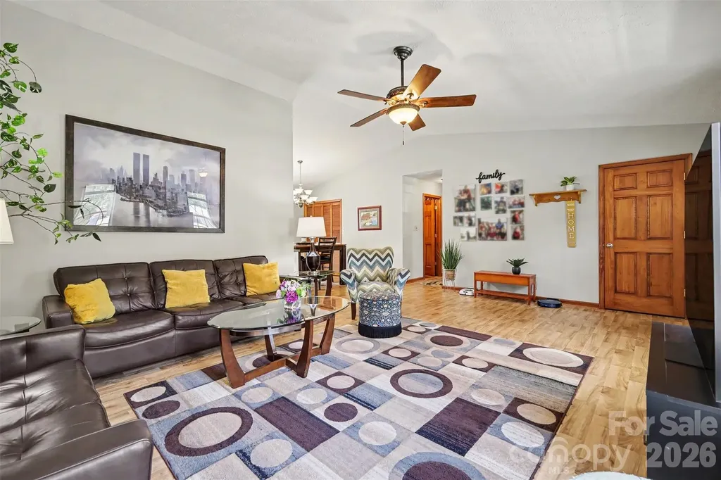 4432 Bennett Road Morganton NC 28655