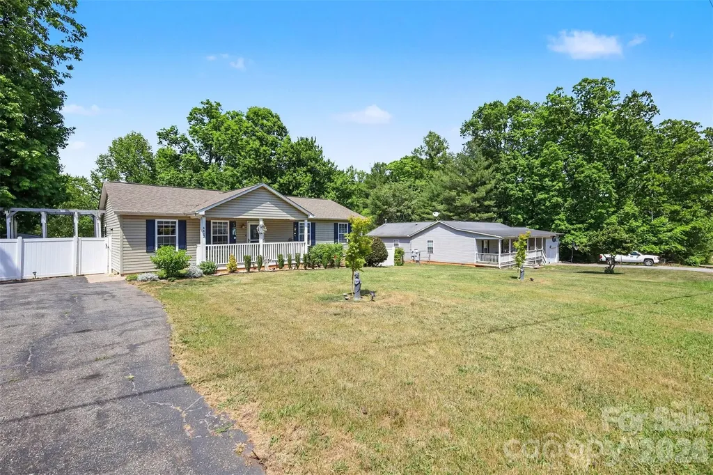 4432 Bennett Road Morganton NC 28655