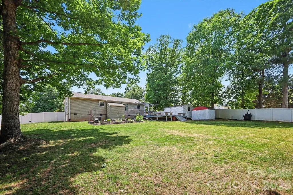4432 Bennett Road Morganton NC 28655