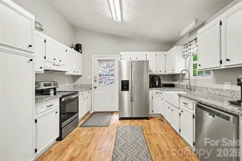 4432 Bennett Road Morganton NC 28655