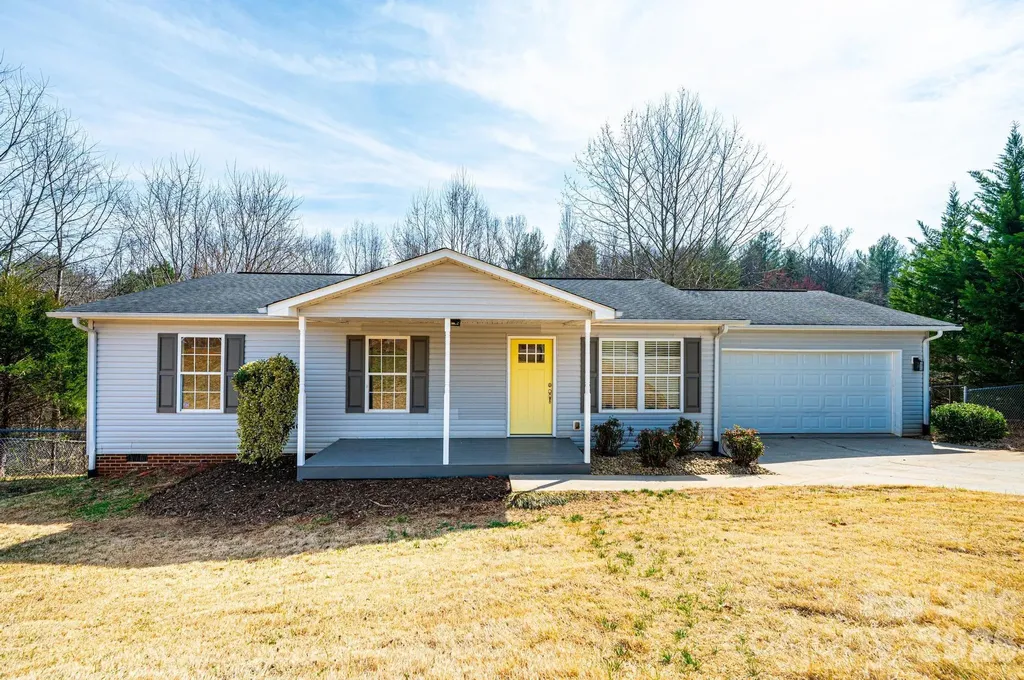1337 Gallatin Lane Hudson NC 28638