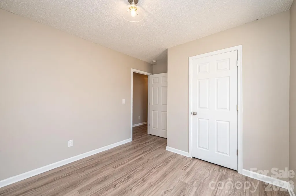 1337 Gallatin Lane Hudson NC 28638