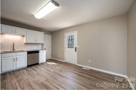 1337 Gallatin Lane Hudson NC 28638