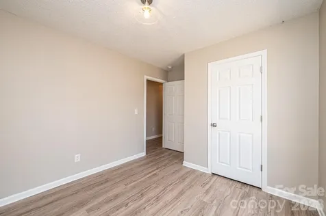 1337 Gallatin Lane Hudson NC 28638