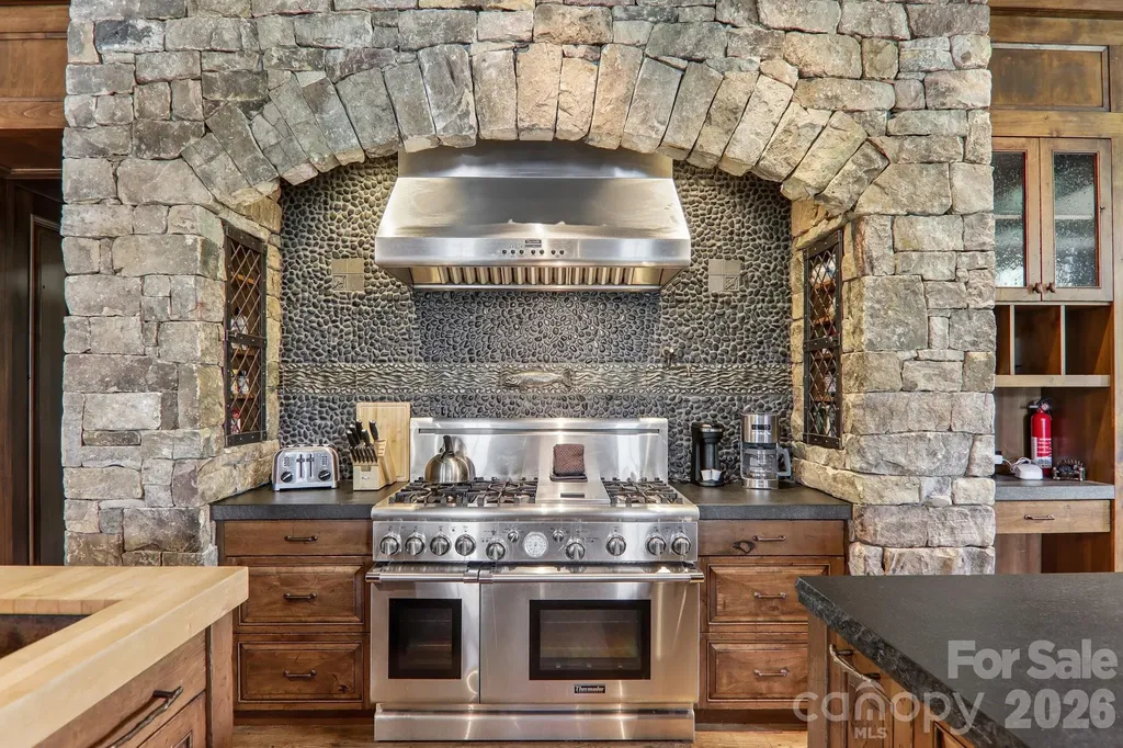 410 Lakewood Drive Bryson City NC 28713