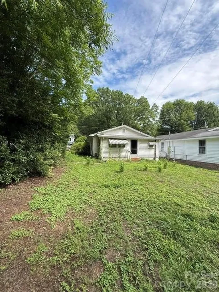 1622 W Park Avenue Albemarle NC 28001