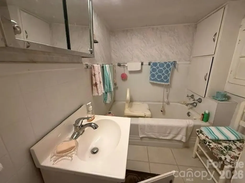 1622 W Park Avenue Albemarle NC 28001