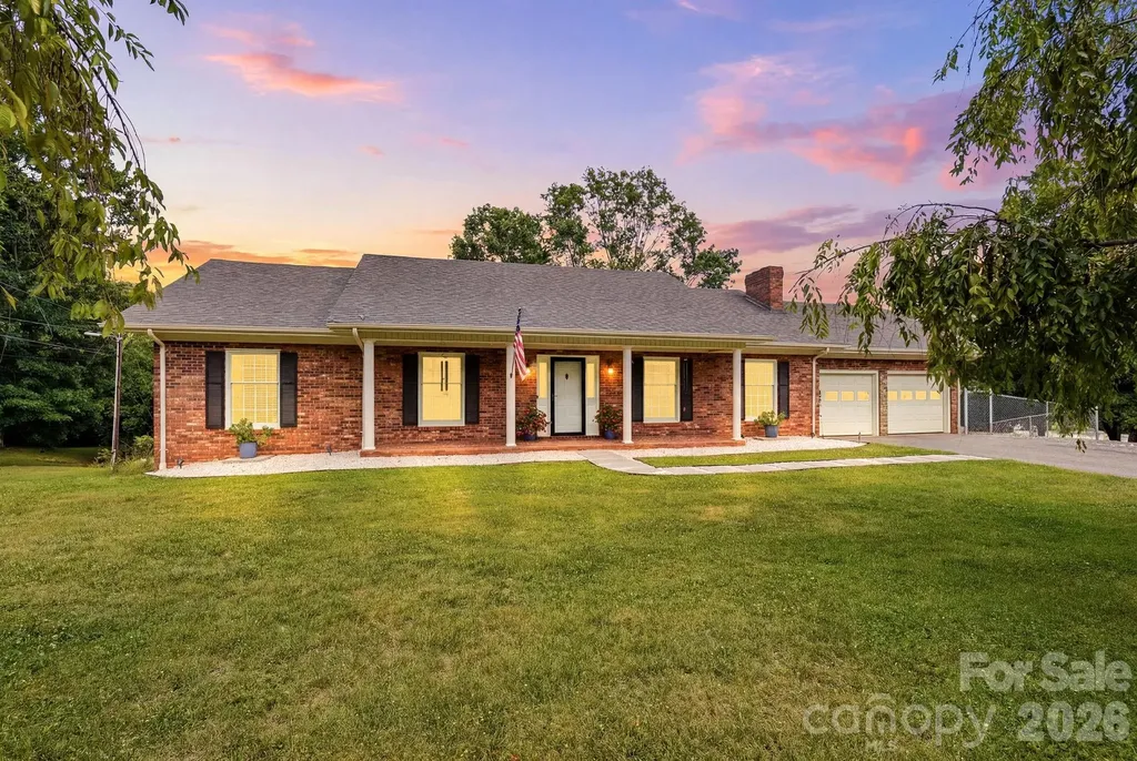 1692 Pads Road North Wilkesboro NC 28659