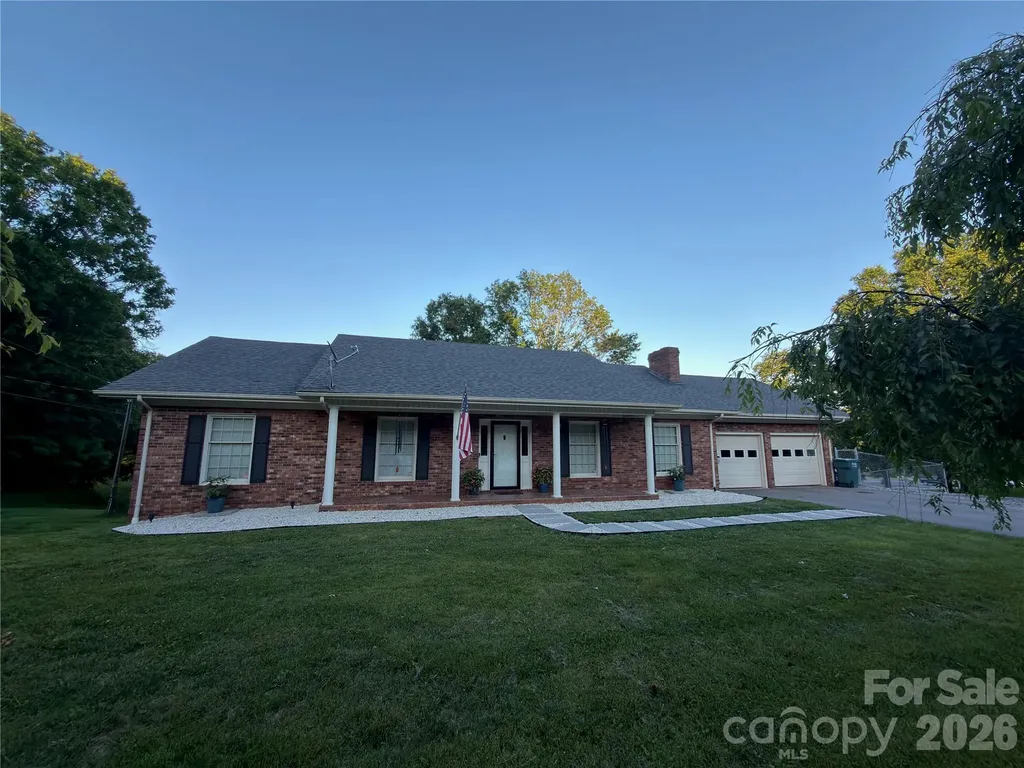 1692 Pads Road North Wilkesboro NC 28659