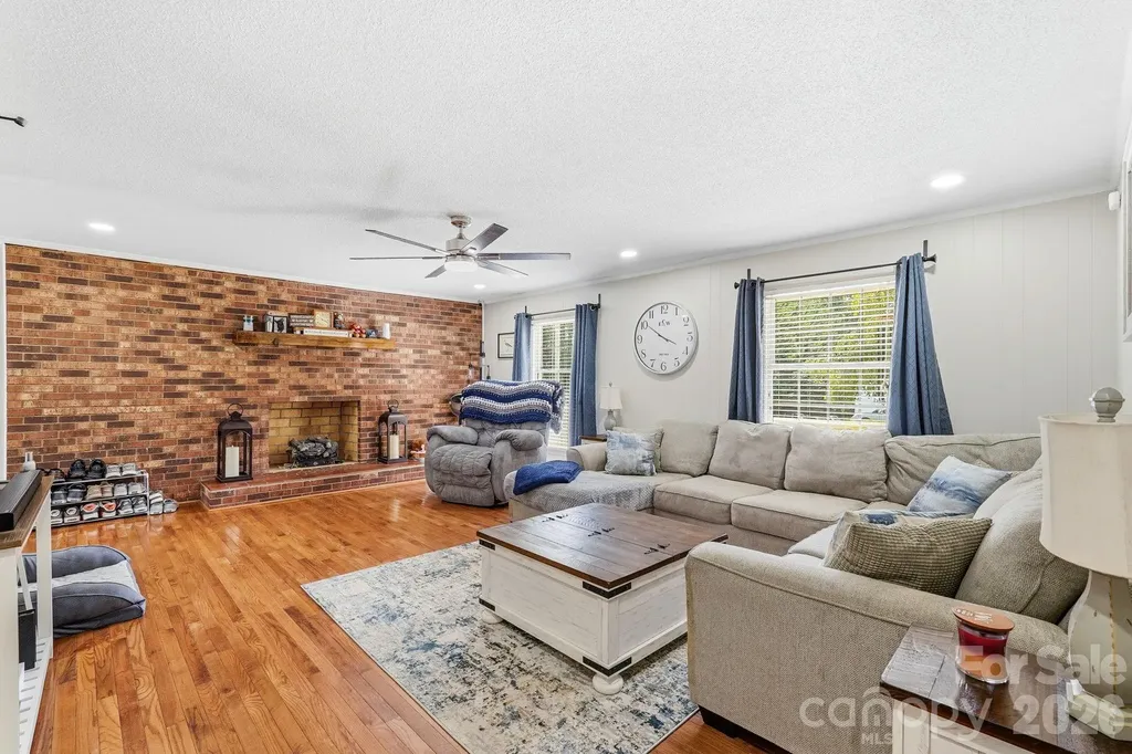 1692 Pads Road North Wilkesboro NC 28659