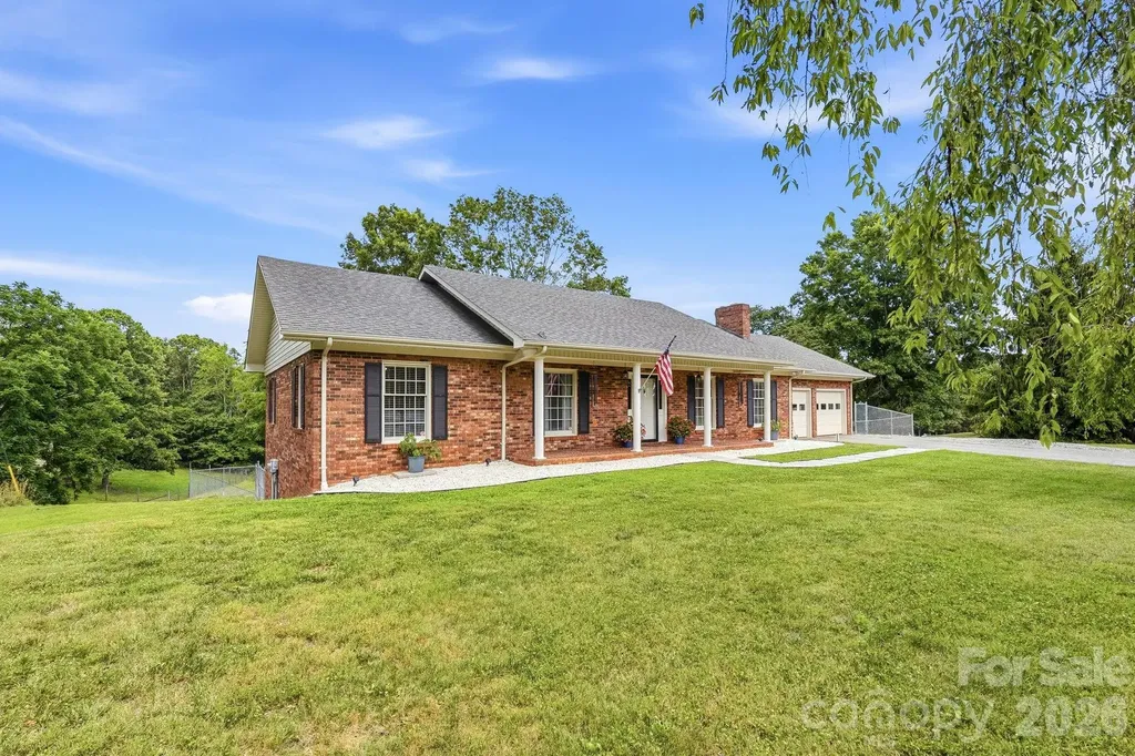 1692 Pads Road North Wilkesboro NC 28659
