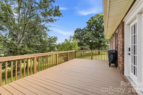 1692 Pads Road North Wilkesboro NC 28659