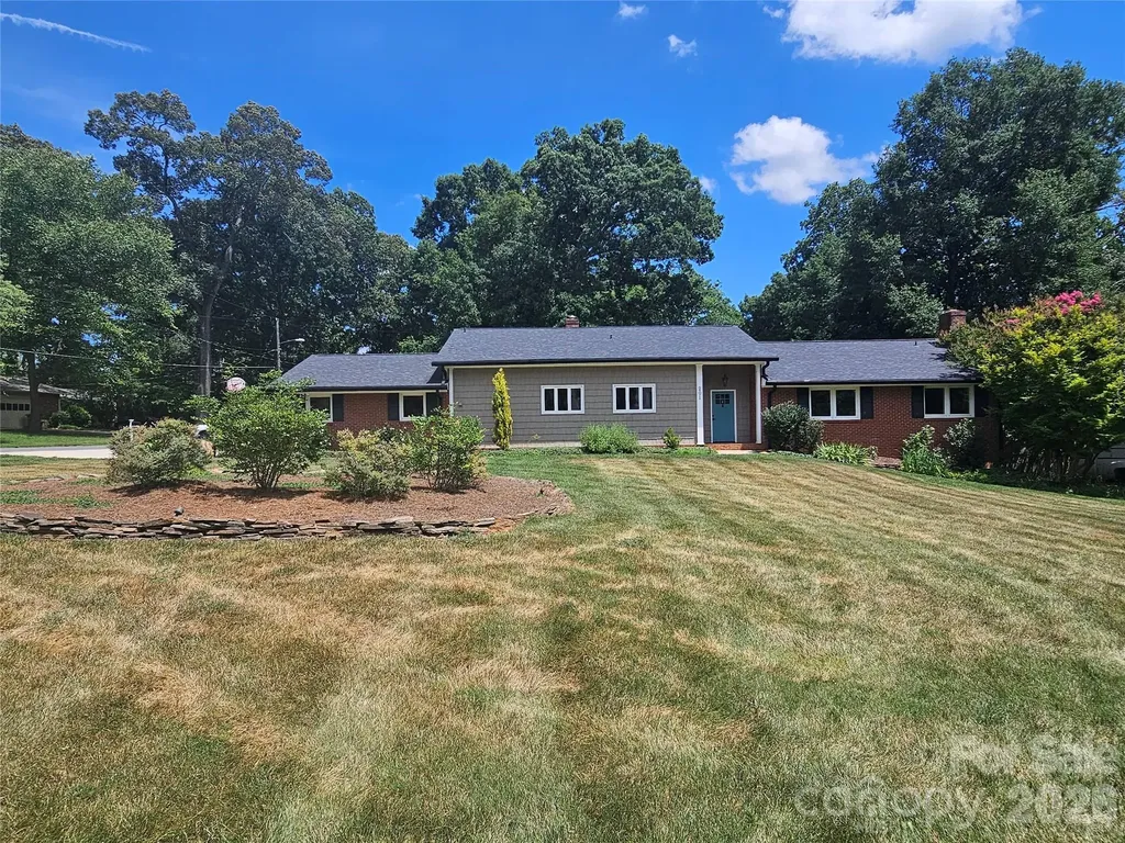 201 Country Club Circle Shelby NC 28150