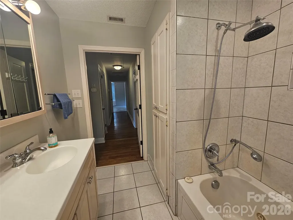 201 Country Club Circle Shelby NC 28150