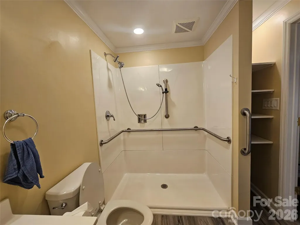 201 Country Club Circle Shelby NC 28150