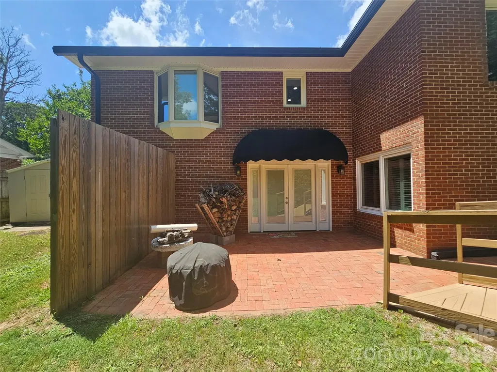 201 Country Club Circle Shelby NC 28150