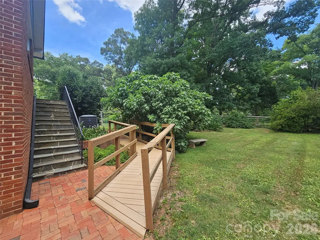 201 Country Club Circle Shelby NC 28150
