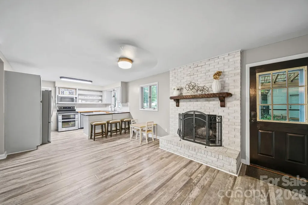 406 S Magnolia Street Mooresville NC 28115