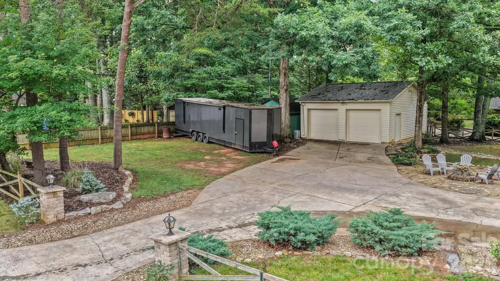 406 S Magnolia Street Mooresville NC 28115