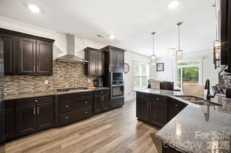 1574 Robinson Oaks Drive Gastonia NC 28054