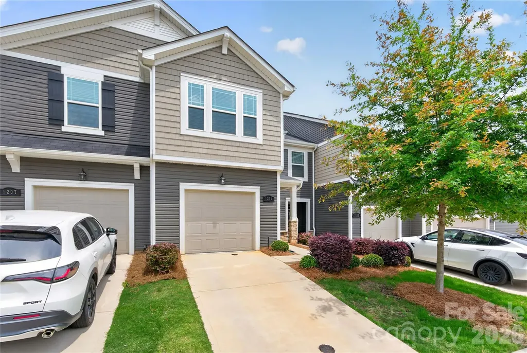 1211 Bigelow Street Charlotte NC 28269