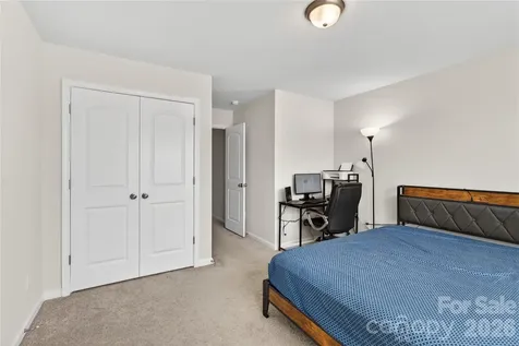 1211 Bigelow Street Charlotte NC 28269