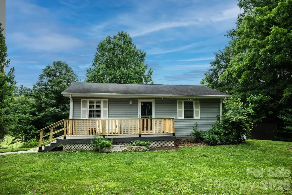 3122 Zion Church Road Hickory NC 28602