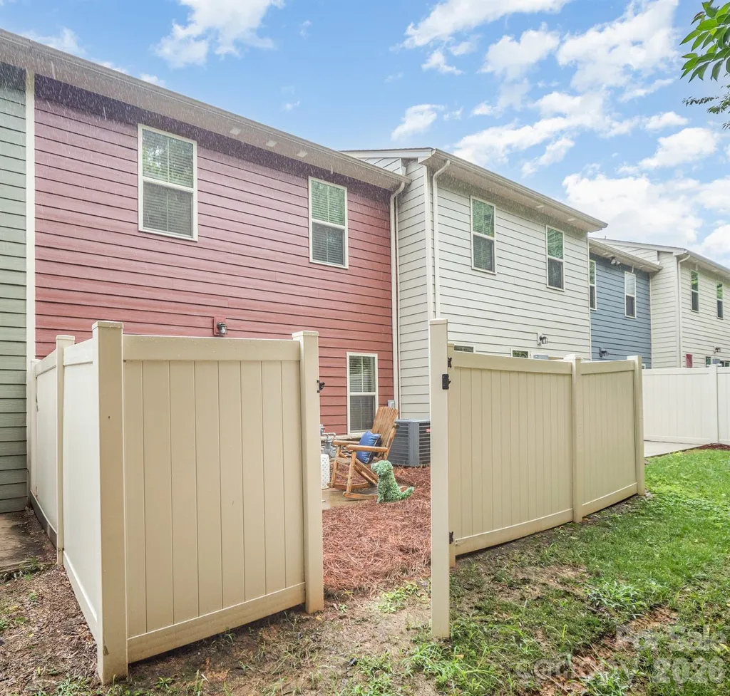 407 Park Meadows Drive Matthews NC 28104