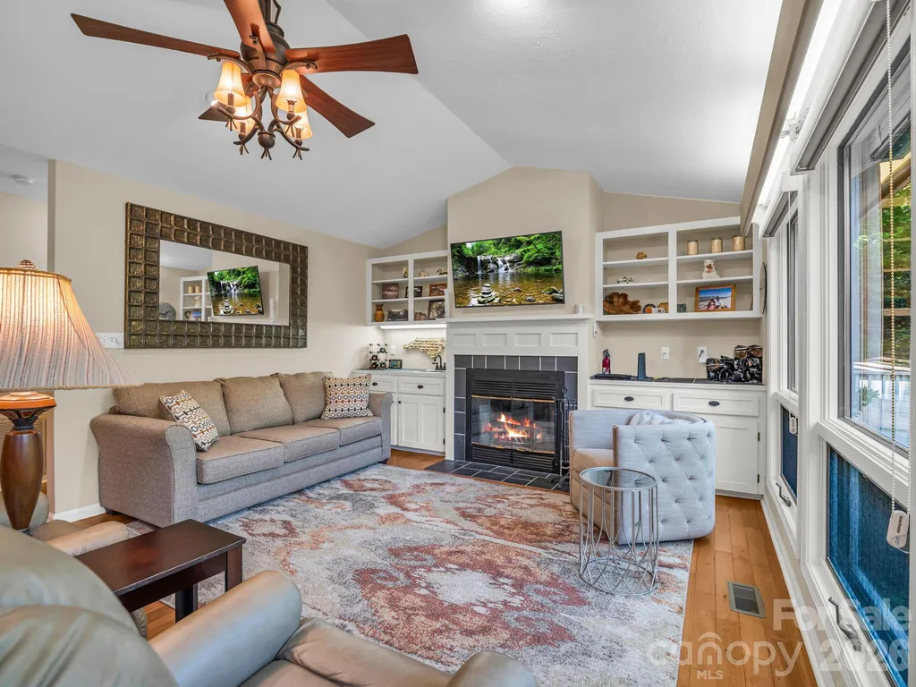 59 Agaliha Lane Brevard NC 28712