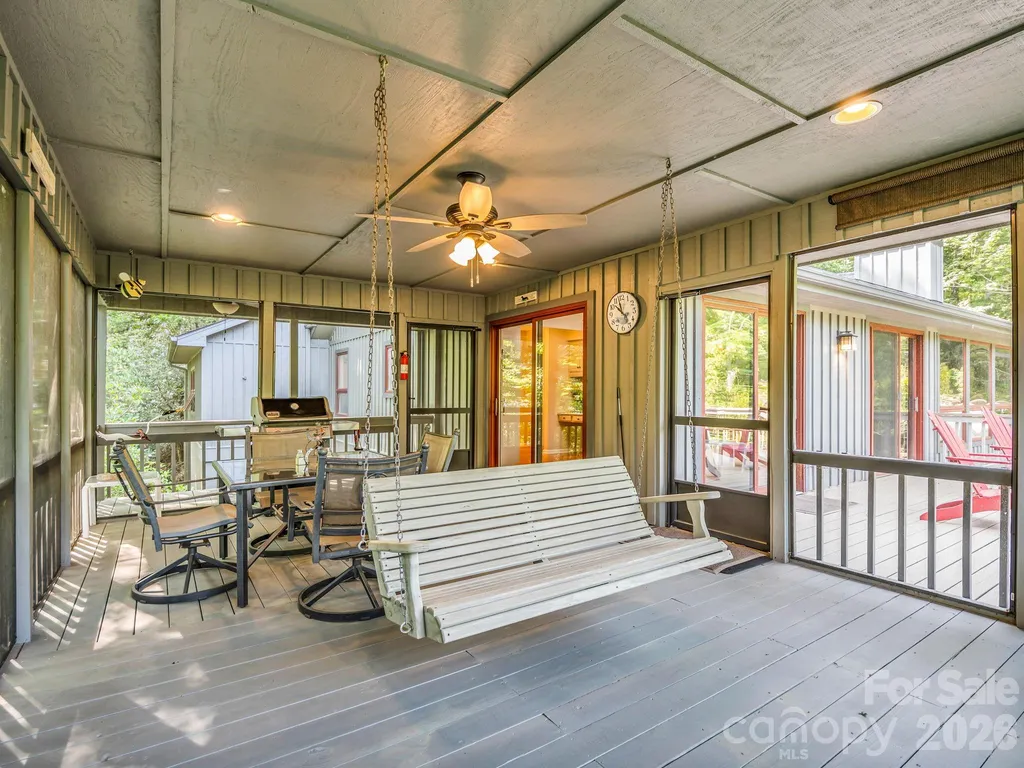 59 Agaliha Lane Brevard NC 28712