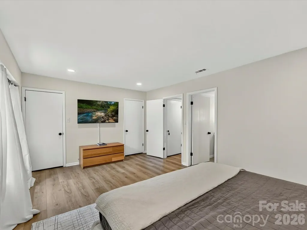 7908 Serendipity Lane Charlotte NC 28277