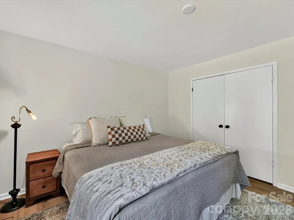 7908 Serendipity Lane Charlotte NC 28277
