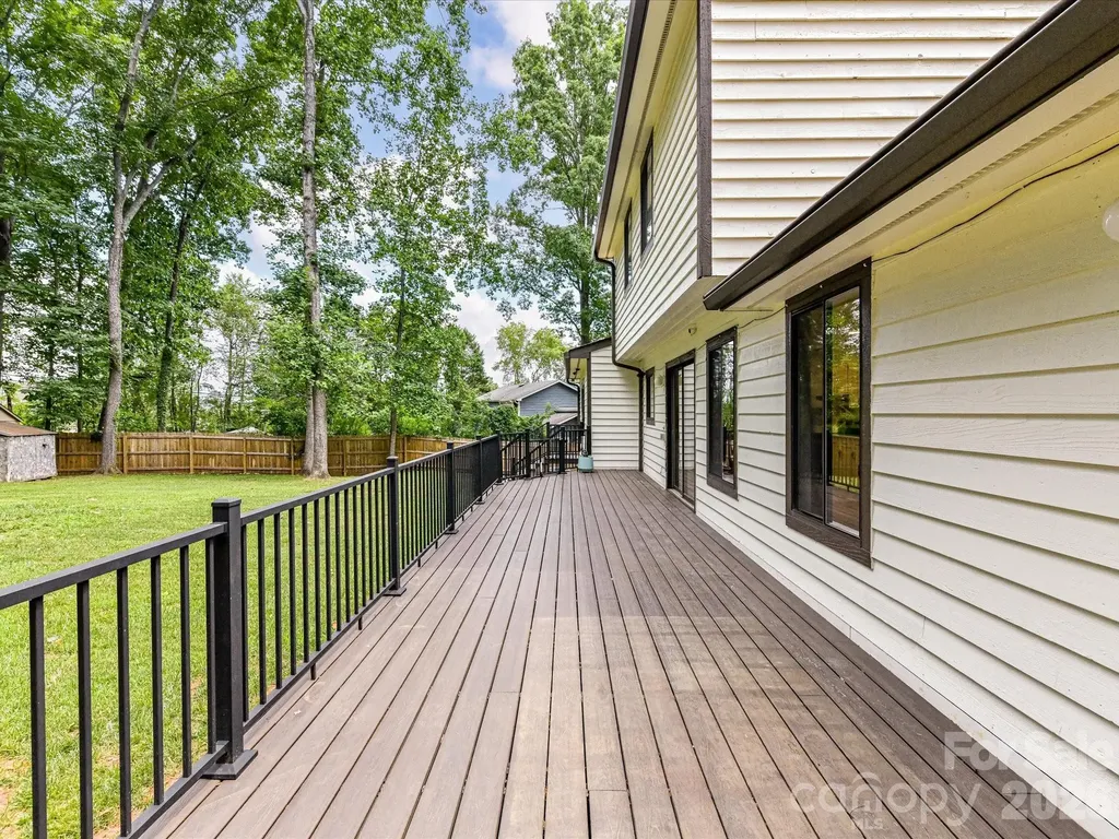 7908 Serendipity Lane Charlotte NC 28277