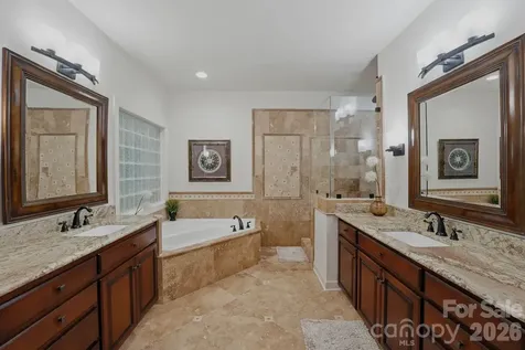 12529 Preservation Pointe Drive Charlotte NC 28216