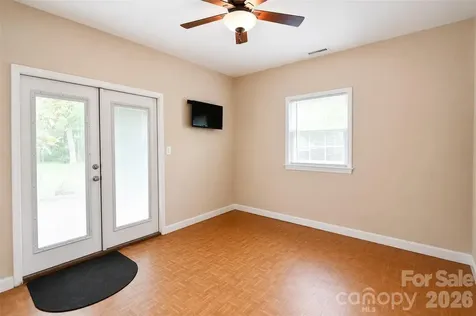 7904 Saddleview Court Charlotte NC 28215