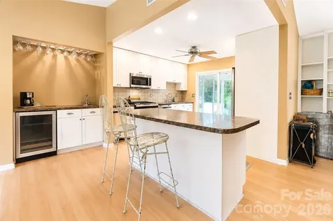 7904 Saddleview Court Charlotte NC 28215