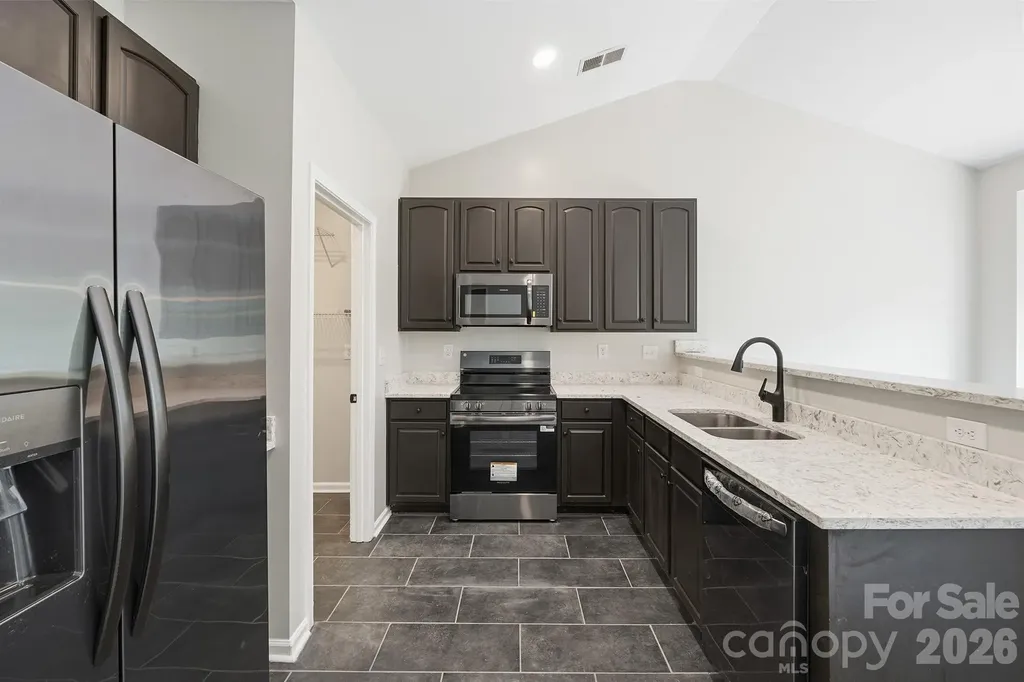 13409 Planters Walk Drive Charlotte NC 28278