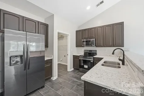 13409 Planters Walk Drive Charlotte NC 28278