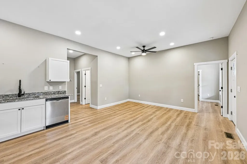 748 Efird Street Albemarle NC 28001