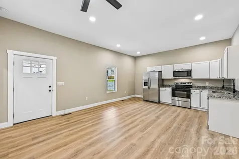 748 Efird Street Albemarle NC 28001