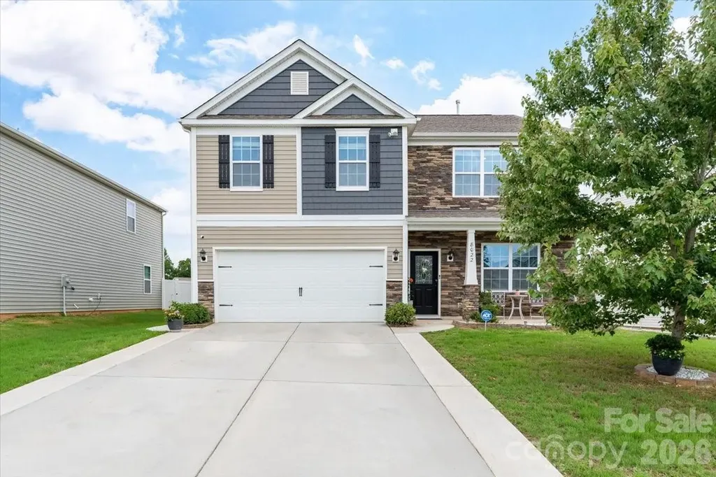 8022 Rowling Drive Charlotte NC 28215