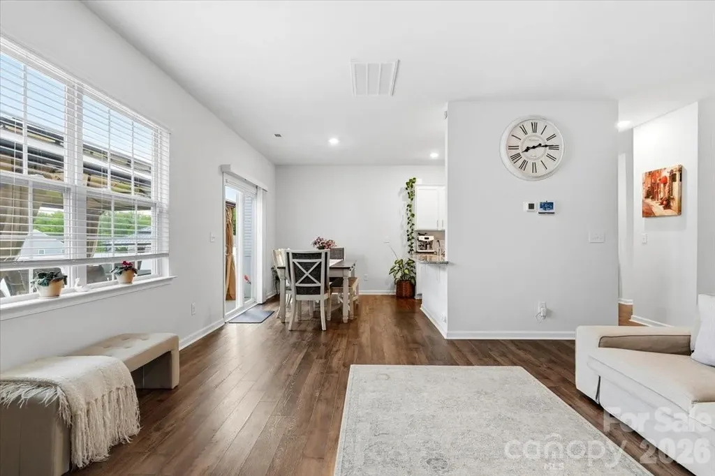 8022 Rowling Drive Charlotte NC 28215