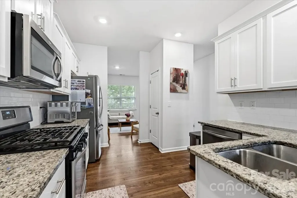 8022 Rowling Drive Charlotte NC 28215