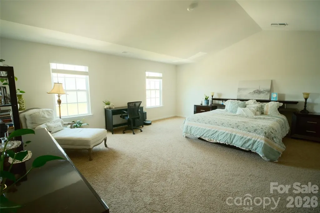 8022 Rowling Drive Charlotte NC 28215