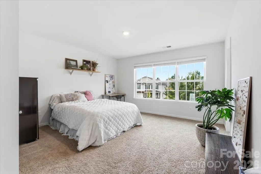 8022 Rowling Drive Charlotte NC 28215