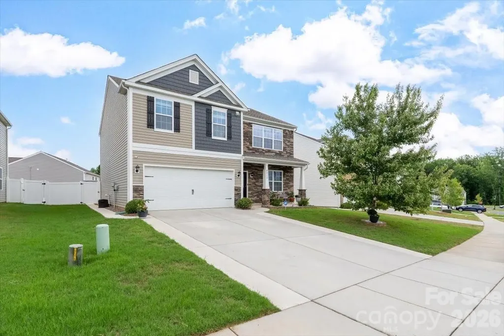 8022 Rowling Drive Charlotte NC 28215