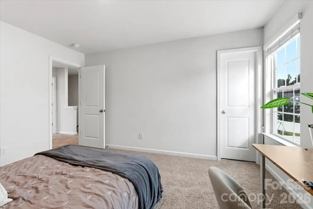 8022 Rowling Drive Charlotte NC 28215