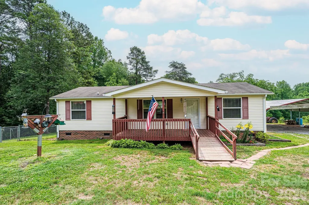 4510 Mount Hebron Avenue Connelly Springs NC 28612