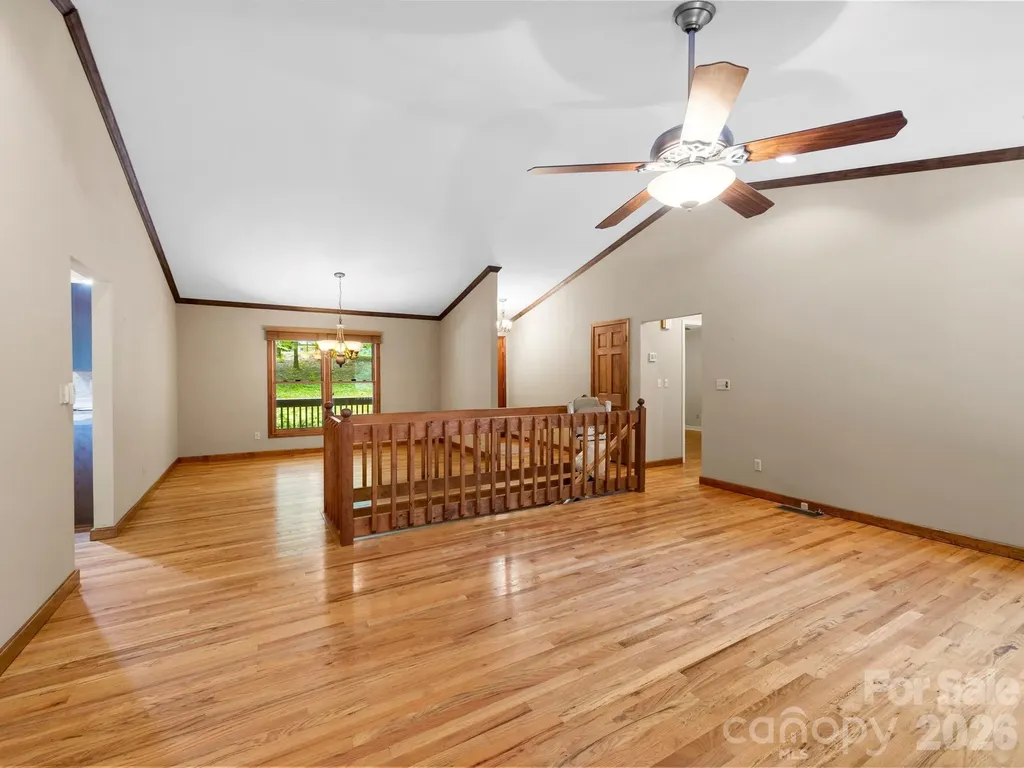 11 Robin Lane Weaverville NC 28787